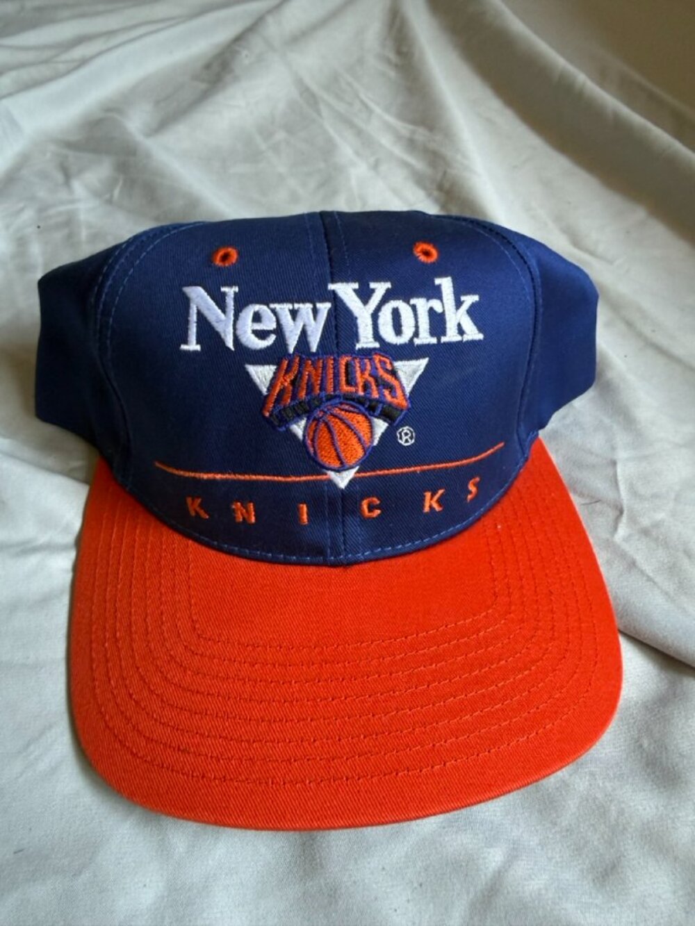 New York Knicks Vintage 90s Twins Enterprise Snapback Hat